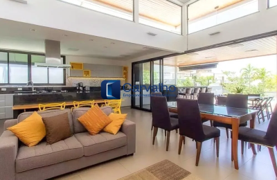 Casa de alto padrão à venda em Sousas com piscina, energia solar e 4 quartos em Campinas
