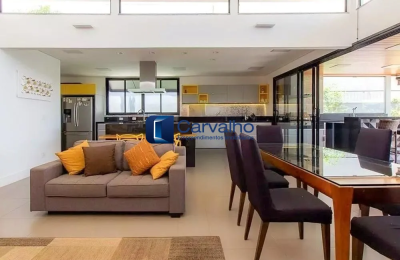 Casa de alto padrão à venda em Sousas com piscina, energia solar e 4 quartos em Campinas