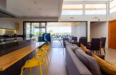 Casa de alto padrão à venda em Sousas com piscina, energia solar e 4 quartos em Campinas