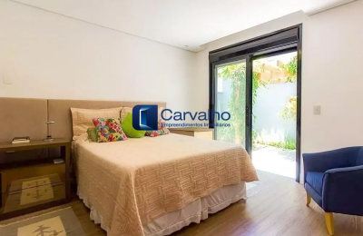 Casa de alto padrão à venda em Sousas com piscina, energia solar e 4 quartos em Campinas