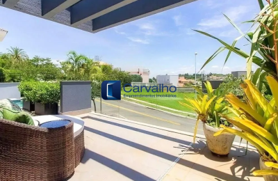 Casa de alto padrão à venda em Sousas com piscina, energia solar e 4 quartos em Campinas