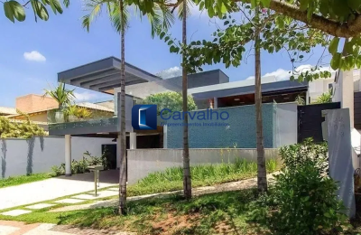 Casa de alto padrão à venda em Sousas com piscina, energia solar e 4 quartos em Campinas